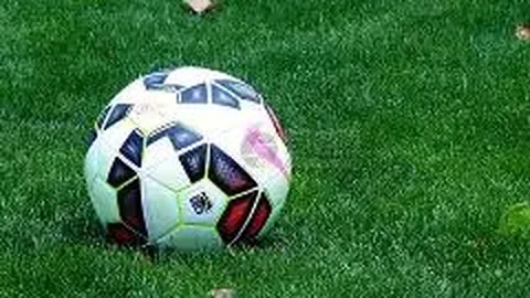 “同安女篮荣获篮球女丙冠军：教练分享荣耀之路的坚守与愿景”